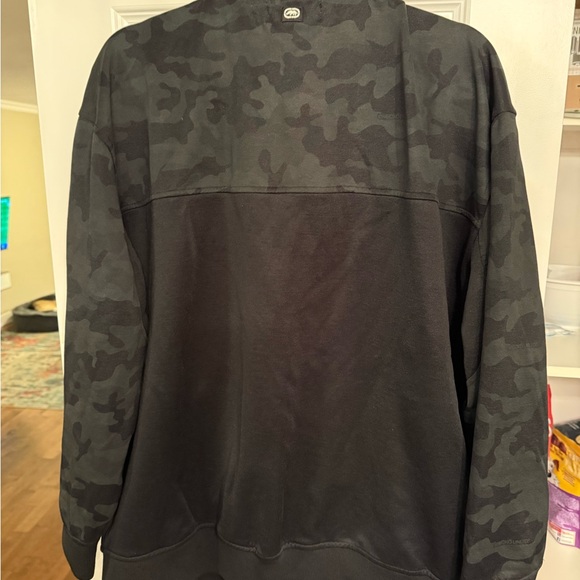 Zip up Ecko Sweater - Picture 2 of 3